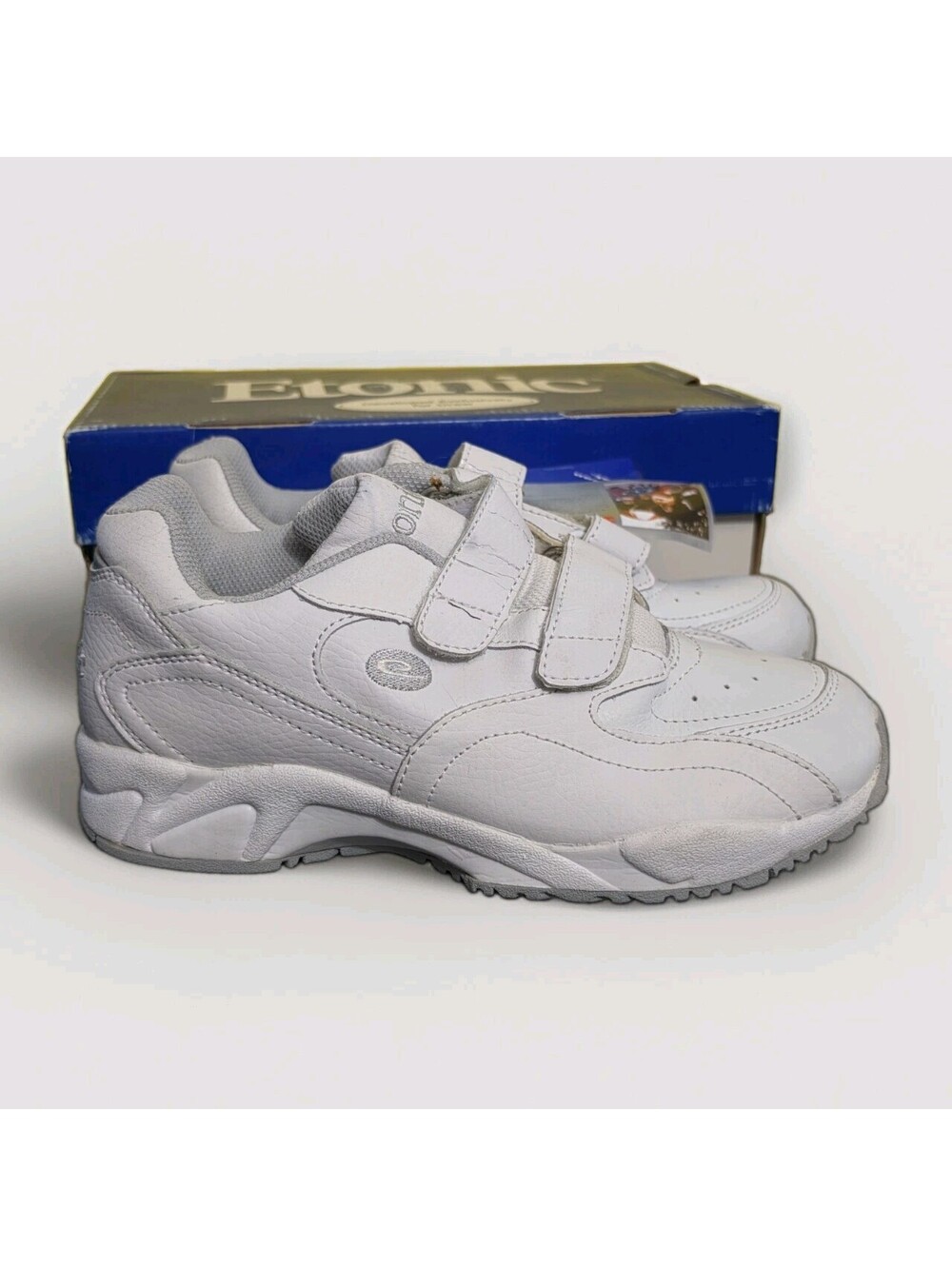 RARE Brand New In Box Etonic Womens Walking Shoes Size 7 W White
